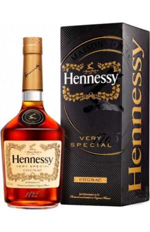 product_84_0_image-387x600 Коньяк Hennessy V.S, gift box, 0.7 л